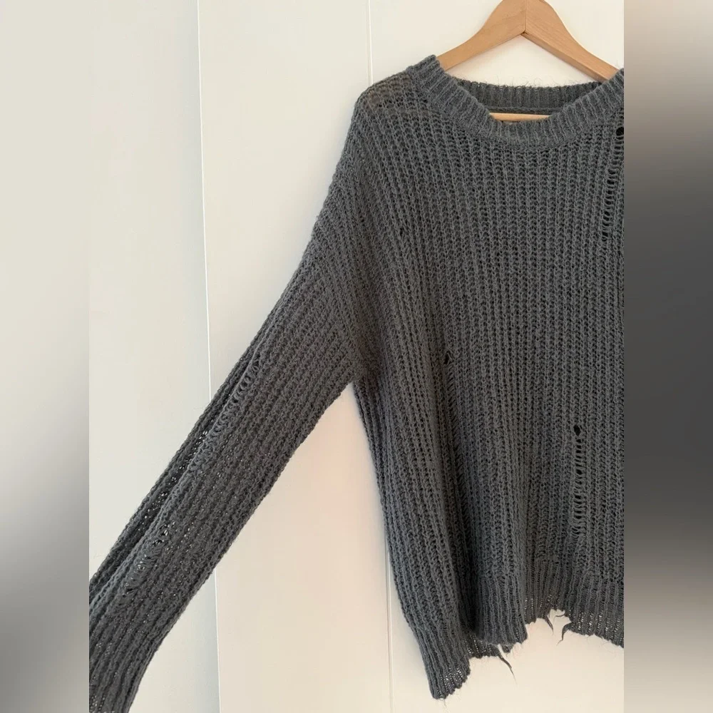 Urban Outfitters Oversized Alston Distressed Knit Pullover Sweater, size small. - Picture 6 of 11